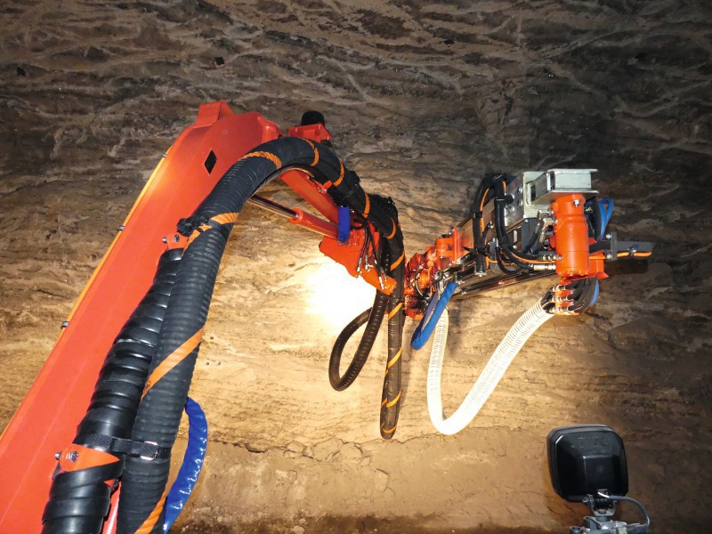 Commando drilling deals machine