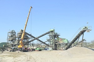  Niederrheinisches Kieswerk Rheinberg • Lower Rhine gravel plant Rheinberg 