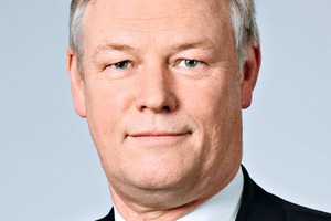  Klaus Stöckmann geht davon aus, dass die verstärkte Zusammenarbeit mit Australien den deutschen Bergbaumaschinenher­stellern dabei helfen wird, „ihre Erfolgs­bilanz weiter auszubauen“ Klaus Stöckmann expects that closer cooperation with Australia will help German mining machinery manufacturers “to bolster their success story even further” 