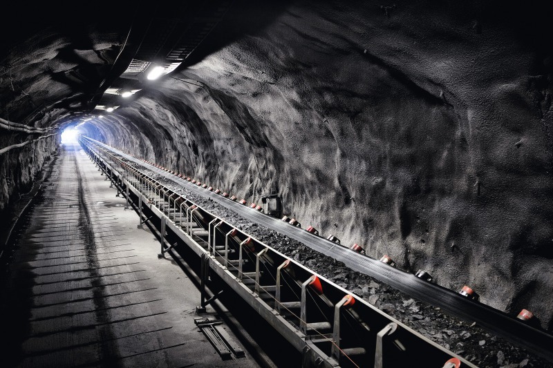 Conveyor belts in mining clearance