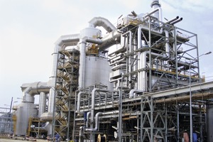  14 Schwefelsäure-Produktionsanlage • Sulfuric acid production plant 