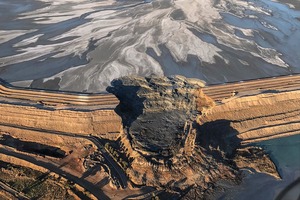  3	Dammbruch bei der Cadia Goldmine • Dam collapse at Cadia gold mine 
