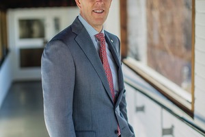  Adrian Ridge, Präsident der Sparten Power und Flow # Adrian Ridge, president of the Power and Flow division 