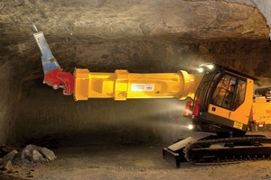  <div class="bildtext">The "Mining Package" adapts the UNIDACHS 740 "Scaler" to the extreme conditions underground: In addition to the unique kinematics of the telescopic boom, the package offers comprehensive protection for the machine operators</div> 