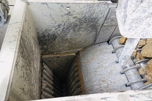  3 Breitere Einlauföffnung des neuen Backenbrechers • Wider feed inlet of the new jaw crusher 