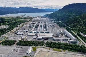  1 Aluminiumschmelzofen BC Works in Kanada • Aluminum smelting furnace BC Works in Canada 