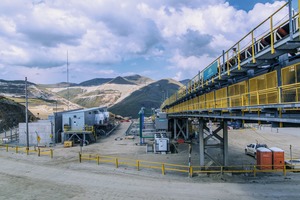  1 Entsprechende Bandanlage von thyssenkrupp in der Mine Las Bambas in Peru • Corresponding belt plant of thyssenkrupp in the Las Bambas mine in Peru 