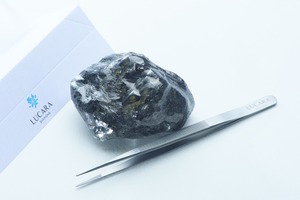  1 Bislang größter in Karowe gefundener DiamantSo far largest diamond found in Karowe 