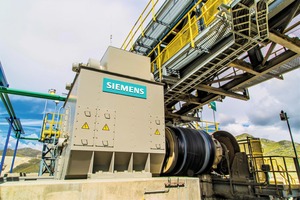  Die neue getriebelose Antriebstechnologie von Siemens treibt das Hochleistungslandförderband von thyssenkrupp an • Siemens’ new gearless drive technology to power thyssenkrupp’s high-capacity overland conveyor 