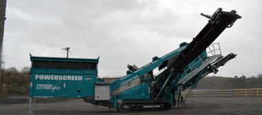   Powerscreen<sup>®</sup> Chieftain™ 1700X hybrid screen   