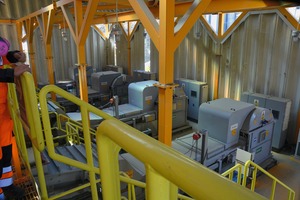  <div class="bildtext">4 New sensor-based ore sorting system from TOMRA</div> 