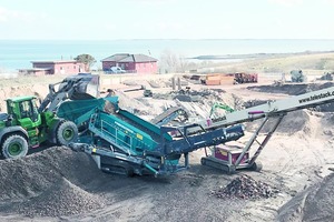  2 Die Anlage siebt alles bei scharfem Trennschnitt 