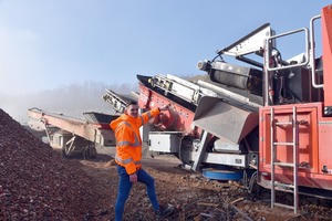  3 The compact impact crusher features magnetic separators and air classifiers. The removable screen deck significantly increases the range of applications 