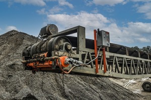  3 Der Spanner und die Steuerbox sind so konstruiert, dass nur minimale Änderungen am Unterzug erforderlich sind 