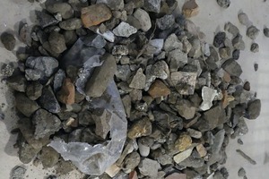  7 Mixed construction rubble as feed material 