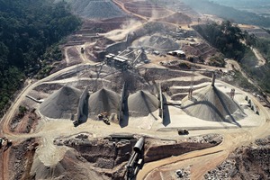  2 The Terex MPS plant produces the required aggregates for the construction of the dam 