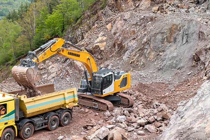 Liebherr 980 2025