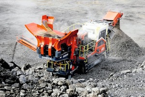 4 The Sandvik QI353 features a spacious 3-sided 270&nbsp;degree platform for service and maintenance 