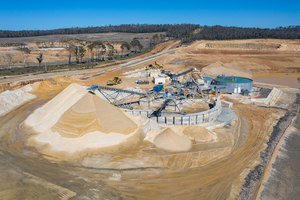  1 The Terex Washing Systems sand washing plant produces up to 300 t/h at Clarence Sands in Australia 