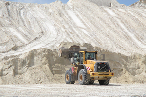  Reclaiming FGD gypsum from the gypsum landfill 