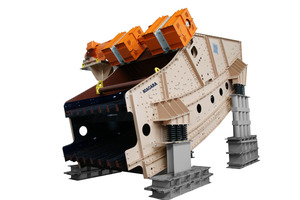  7	Double deck vibrating screen for iron ore 