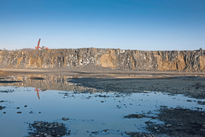  1	Mining services provider Rocksure International in Ghana/Africa has a 100 % Sandvik drill rig fleet 