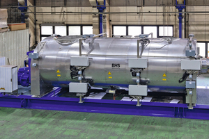  2	The BHS horizontal dryer makes it possible to work with sticky, viscous material in pyrolysis applications 