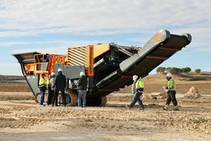  3	When the plant is handed over, 30 minutes of training are sufficient 