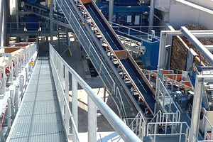  3	The core elements of the fully automated process technology are the material feed and two innovative double roll crushers in the primary crushing plant 