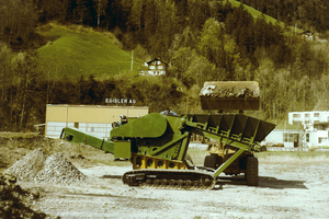  Mit dieser weltweit ersten raupenmobilen, vollhydraulischen „Steinbrechanlage“ für die Aggregat AG startet die GIPO-Karriere 