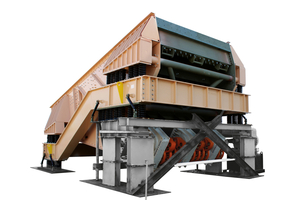  3	At 120 tons, the machine’s size required a modular approach, so Haver&nbsp;&amp; Boecker Niagara engineered the XL-Class vibrating grizzly screen as two bodies 