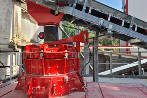  1	Since 2019, Dachser has been using BHS rotor impact mill type RPM 1513 to produce sand from excess gravel 