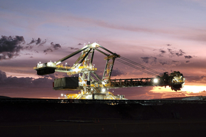  7	Iron ore mine in the Pilbara region 