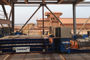  1	A TAKRAF X-TREME Class Sizer TCS-X 08.30 for bauxite on site in Guinea 