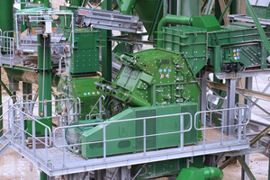  Efficient duo: An RHSMK-5&nbsp;13/13/4&nbsp;SBM (in the foreground) and a reversible SMR&nbsp;10/10/4 take care of the economical production of high-quality aggregates  