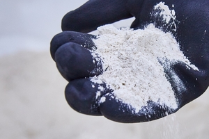  4	Parameters for the grindability of industrial minerals can be scaled up to larger systems relatively easily 