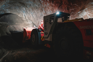  2 	Die Toro® LH515i Lader sind beim Umbau des Endlager Konrad rund um die Uhr im Einsatz 