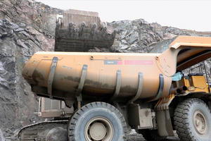  3	The trough of the Metso truck body has a flat design, which leads to long-term fuel savings for excavator operation during loading. The boom does not have to be set so high here 