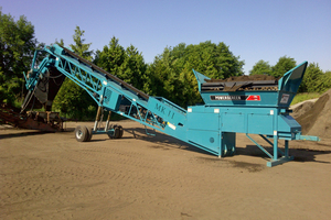  1 	Der erste Powerscreen-Verkauf in Deutschland war die beliebte MK II-Siebanlage&nbsp;– eine mobile, kompakte und kostengünstige Siebanlage 