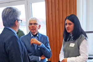  Technical discussions during the conference breaks 