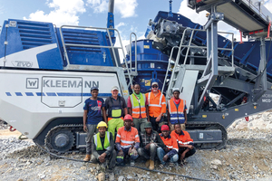  3 	Begleitung von Anfang an: Zehn Tage war ein Kleemann Servicetechniker zur Inbetriebnahme und intensiven Schulung im Steinbruch vor Ort 
