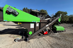  3 	Effiziente Trennung von Leicht- und Schwerstoffen: Der HAKO WS 1400 separiert Materialien wie Holz und Styropor von Stein und Beton 