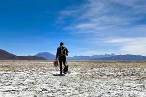  Chilean and German geologists are sampling volcanic reservoir systems during a multi-week research campaign in the Atacama Desert  