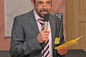  Dr. Andre Kamptner  