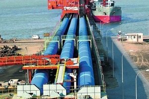  4	Probennahmeeinrichtung der Siebtechnik GmbH in einer Hafenanlage • Sampling systems by Siebtechnik GmbH in the harbour &nbsp; 