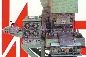  10	Automatische Aufgabe-/Pressmaschine für dicke Drähte bis 20 mm Durchmesser 