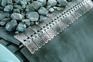  Die mechanischen Verbinder von Typ Rivet Hinged eignen sich für den Einsatz im Berg- und Untertagebau. Sie stellen eine hohe Zugfestigkeit und eine gleichmäßige Verteilung der Belastung auf die Bandbreite sicher  