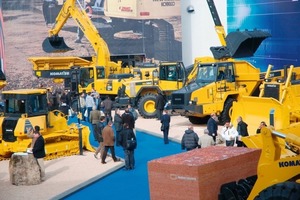  Earth moving machinery at the Samoter<br /> 