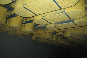  	The dirty air side of the PowerCore® unit. Bridging between the filters and resultant plugging are successfully avoided 