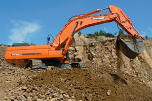  Doosan Kettenbagger DX520LC • DX520LC crawler excavator 